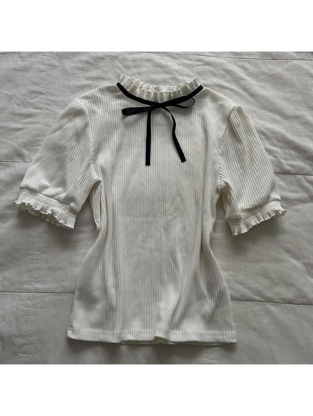 INGNI Ivory White Ribbed Knit Top Black Ribbon Bow Ruffle Puff Sleeve S Japan